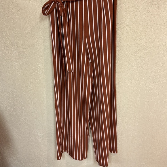 Monteau womans Rust pin striped Wide leg pant jumpsuit size small - Picture 2 of 8